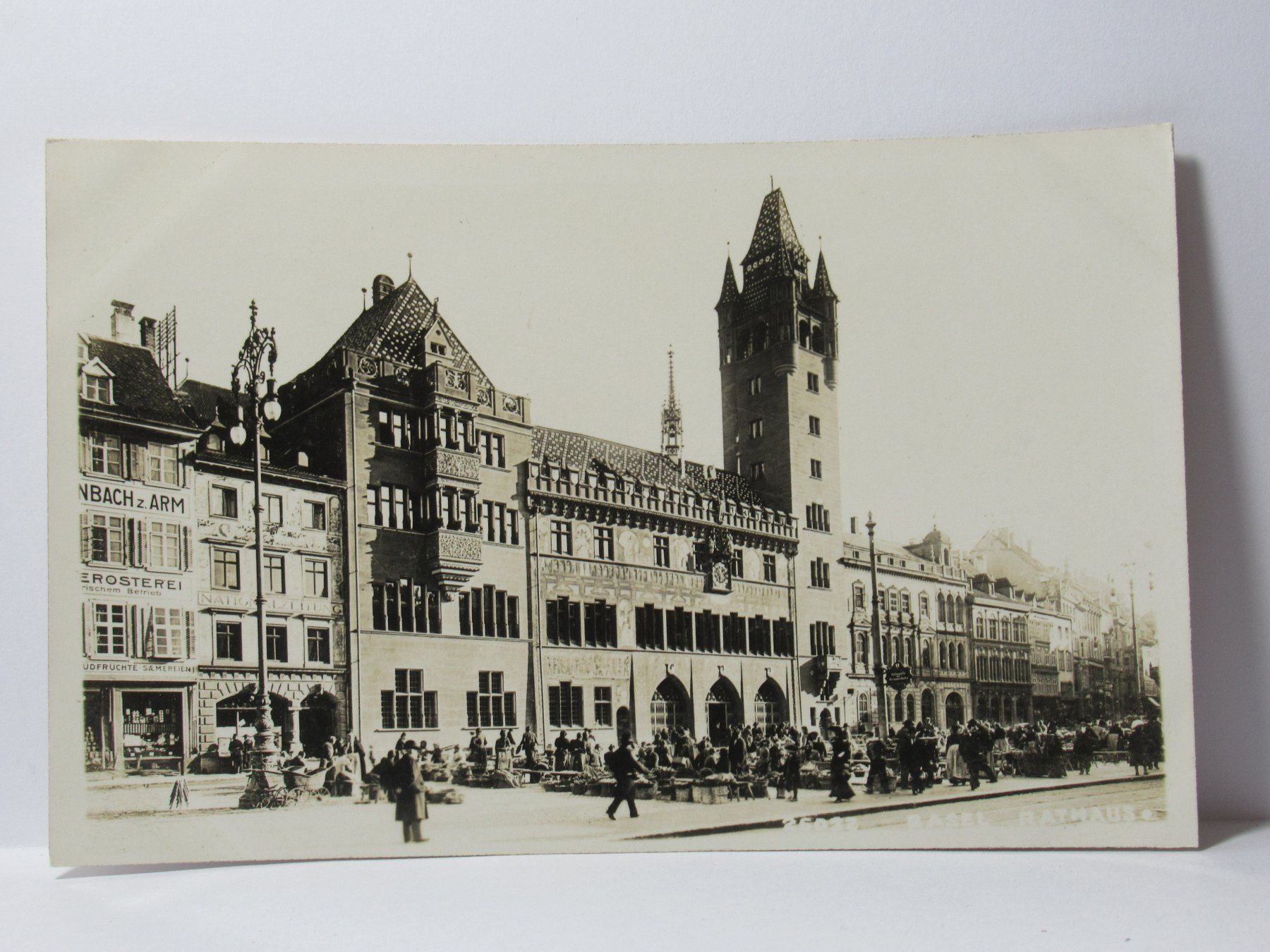 Cartoline postali: Basel , Rathaus , Wochenmarkt – Nuovo (secondo la descrizione) da Grenchen venduto da Bluemchen1900