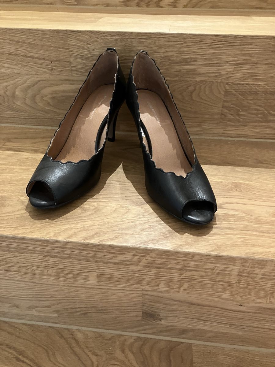 Roberto Santi Scarpe da donna: Roberto Santi Gr39 – Nuovo (secondo la descrizione) da Wermatswil venduto da Nahele