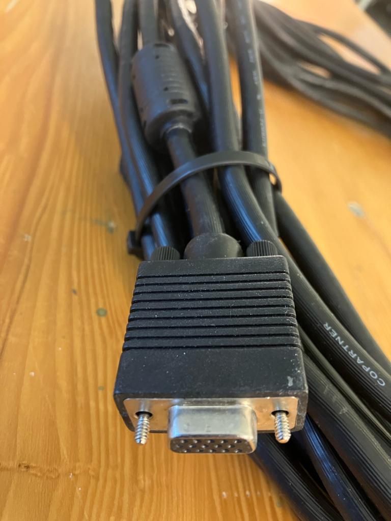 Cavi: VGA Kabel 20m – Usato da Zuzwil SG venduto da Skotm 1