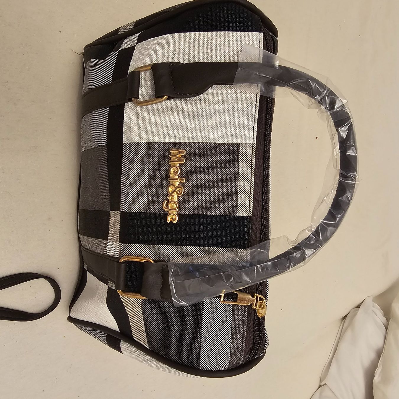 Borse da donna: 5 teiliges Taschen set orginal neu verpackt ENDET – Nuovo e nell'imballaggio originale da wolfhalden venduto da 46464646 6
