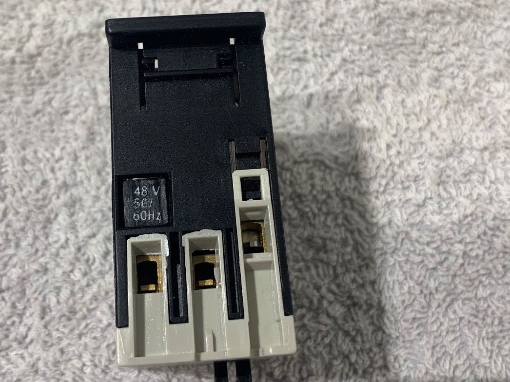 Schneider Componenti elettronici: Hilfsschütz – Nuovo e nell'imballaggio originale da Schaan venduto da fiu_czw9 4