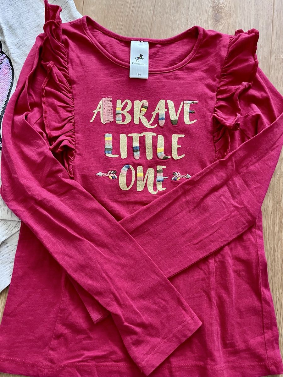 Lotti & Set di vestiti: 4er Pack Mädchen Shirts Gr. 134/140 – Usato da Kradolf venduto da AlexiaEugster 1