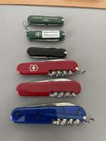 6 Taschenmesser (Victorinox) Konvolut verschiedene Farben