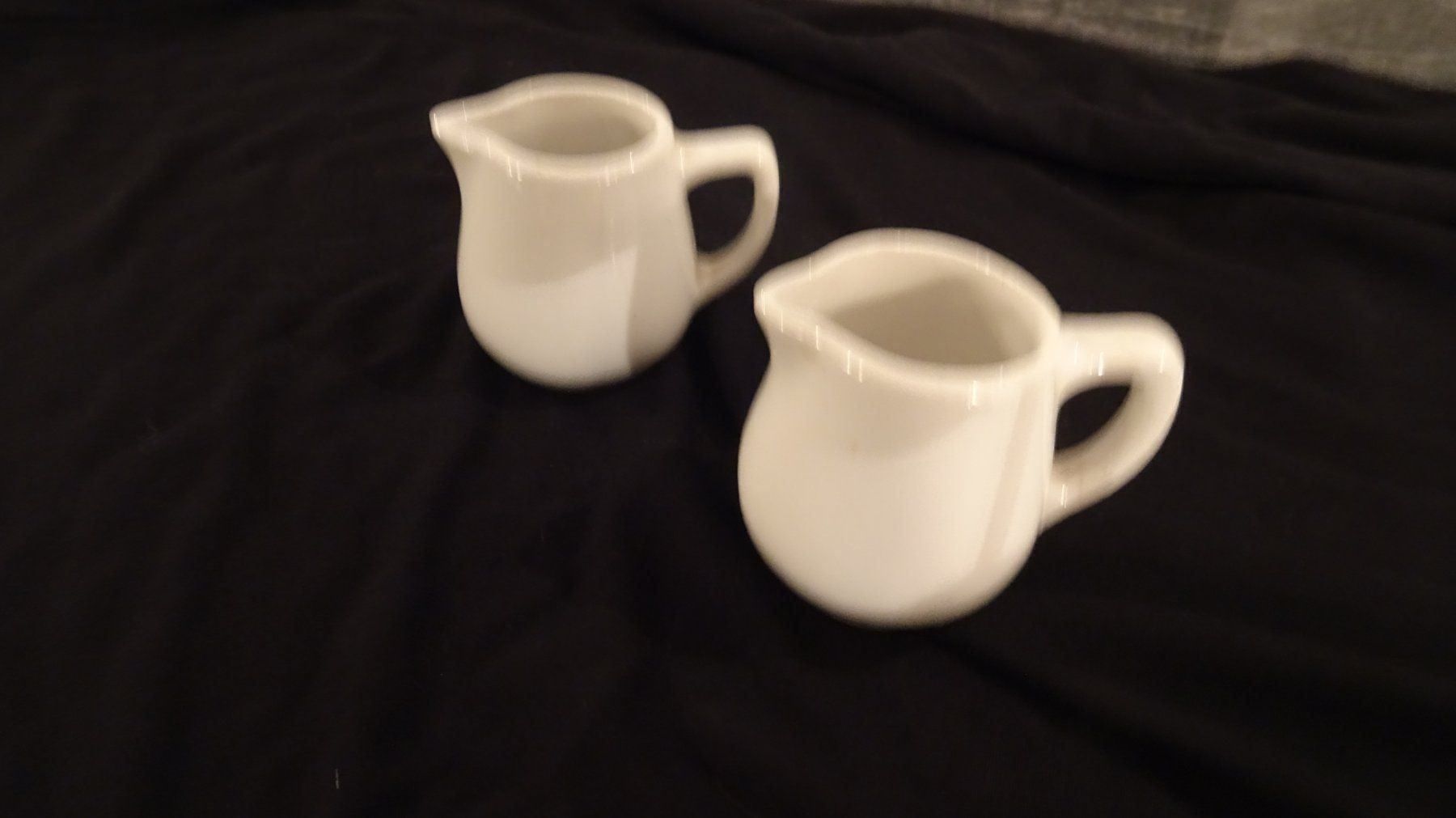 Caraffe: LANGENTHAL RAHMKRÜGLEIN 2STÜCK 1944/48 – Usato da Zürich venduto da Roulet
