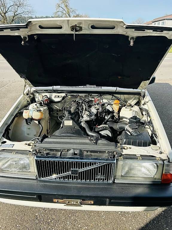 Volvo Automobili: Oldtimer Volvo 740 GL – Usato da Roggwil TG venduto da Rutschmann 4