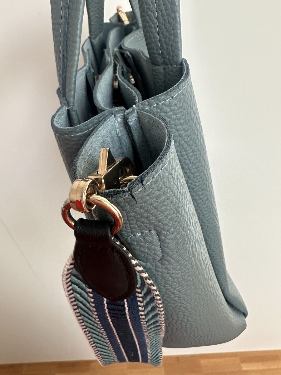 Borse: Blue Handbag with Patterned Strap – Usato da Zürich venduto da Laui91 5