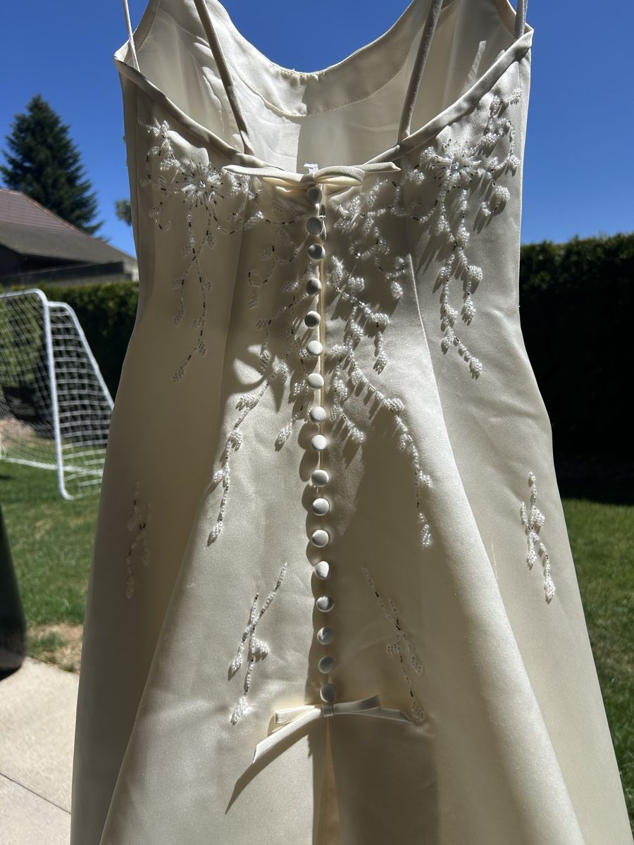 Kleider: Hochzeitskleid – Neu (gemäss Beschreibung) aus Wynau von eclub 6