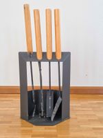 Kaminbesteck mit 4 Werkzeugen und Ständer aus Holz/Metall