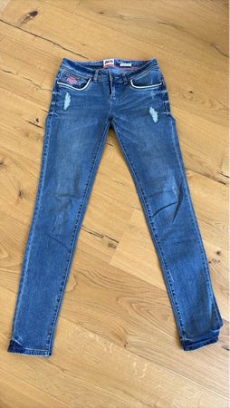 Superdry Jeans Damen blau Grösse 28W/32L, neu