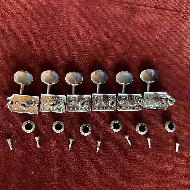 Strumenti musicali: Fender Kluson De Luxe 1964 Gaucher – Usato da Carouge GE venduto da Domblo 1