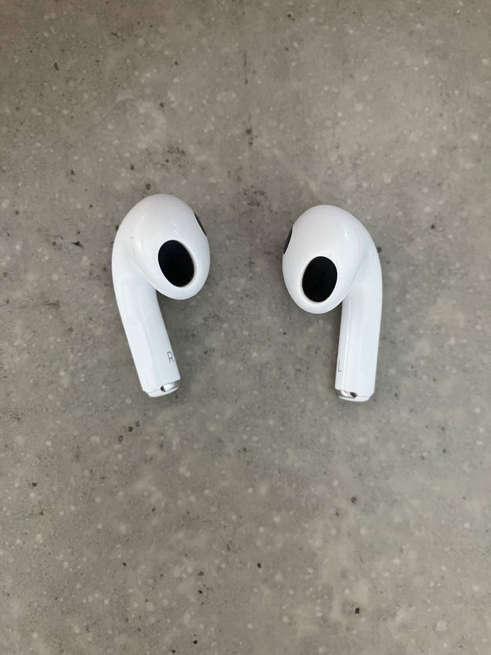 Apple Cuffie: Apple AirPods 3 – Usato da Lausanne venduto da mr.v 4