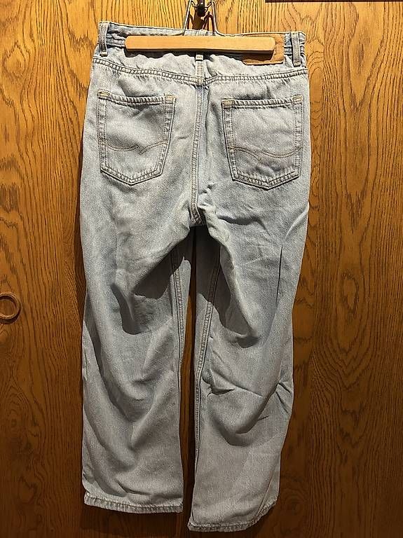 Jeans: hellblaue baggy Jeans – Usato da Langnau am Albis venduto da npi_rsc8 1