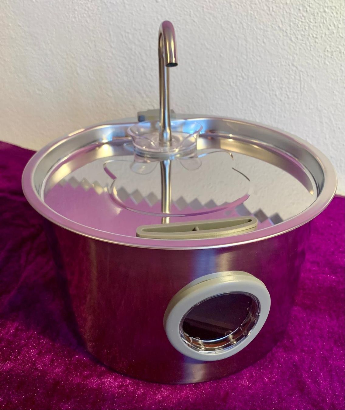 Stagni & Fontane ornamentali: Trinkbrunnen neu – Nuovo e nell'imballaggio originale da Münchwilen TG venduto da Caroline_T.