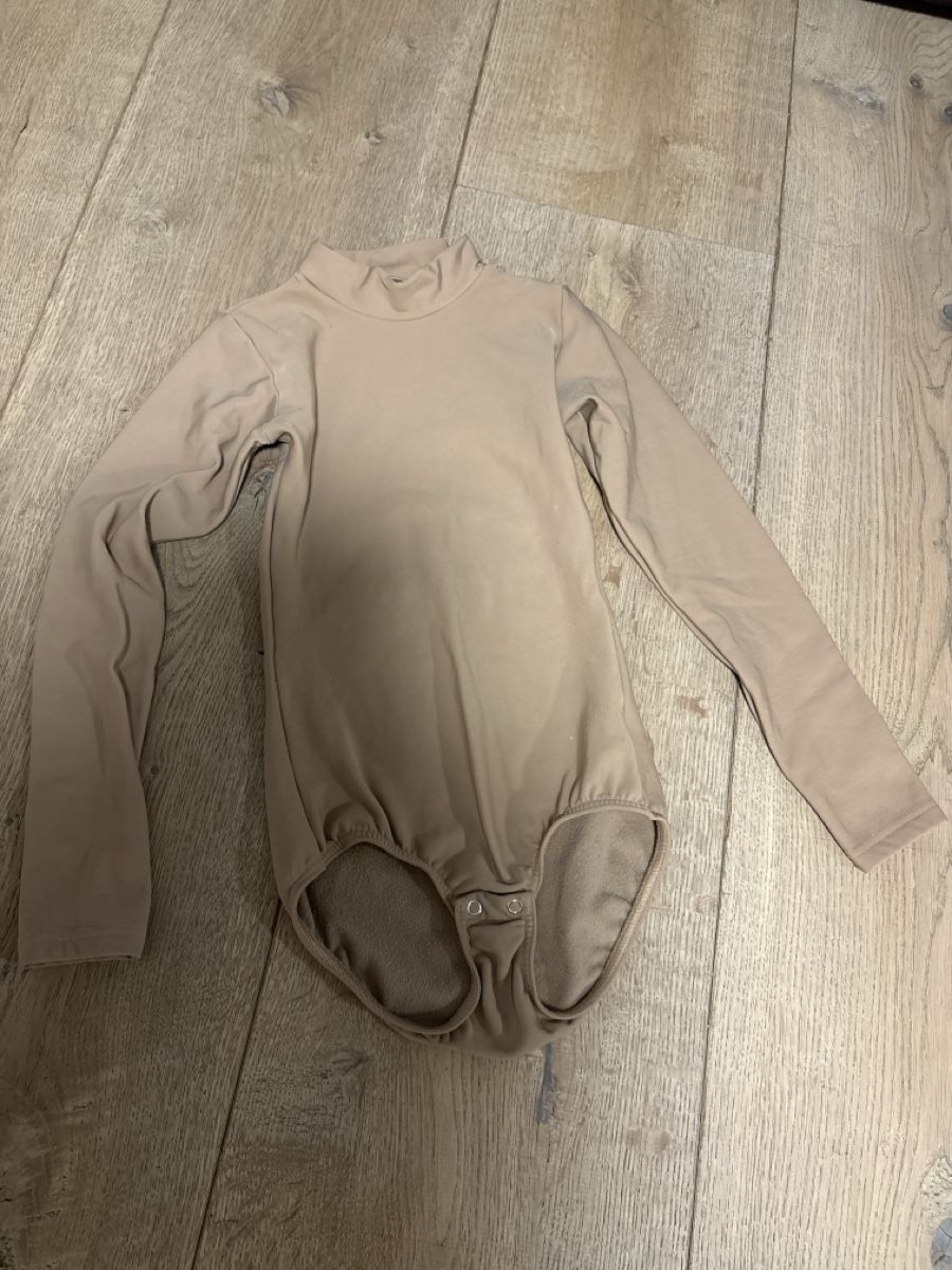 Lotti & Set di vestiti: Eiskunstlauf Set Gr. 122/128 – Usato da Birmensdorf ZH venduto da Duraj 4