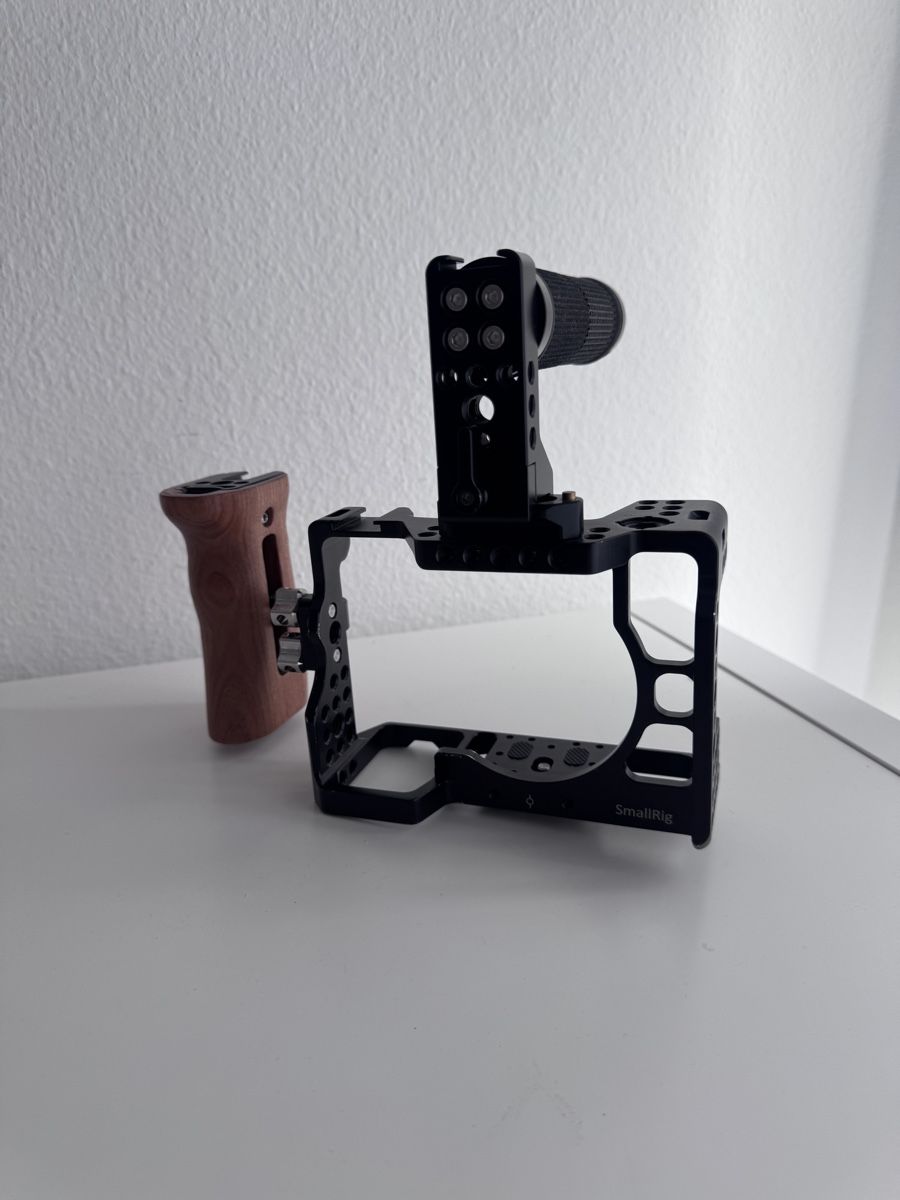 Smallrig Sonstiges Zubehör: SmallRig Kamera Cage sony A7 III – Gebraucht aus Weinfelden von tan_bv9j