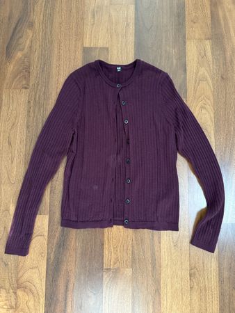 strickjacke von uniqlo, grösse l, klein geschnitten