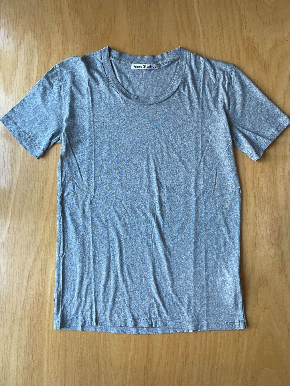 Acne Studios T-shirt: Acne Studios T-shirt XS – Usato da Zürich venduto da hol_bc6v