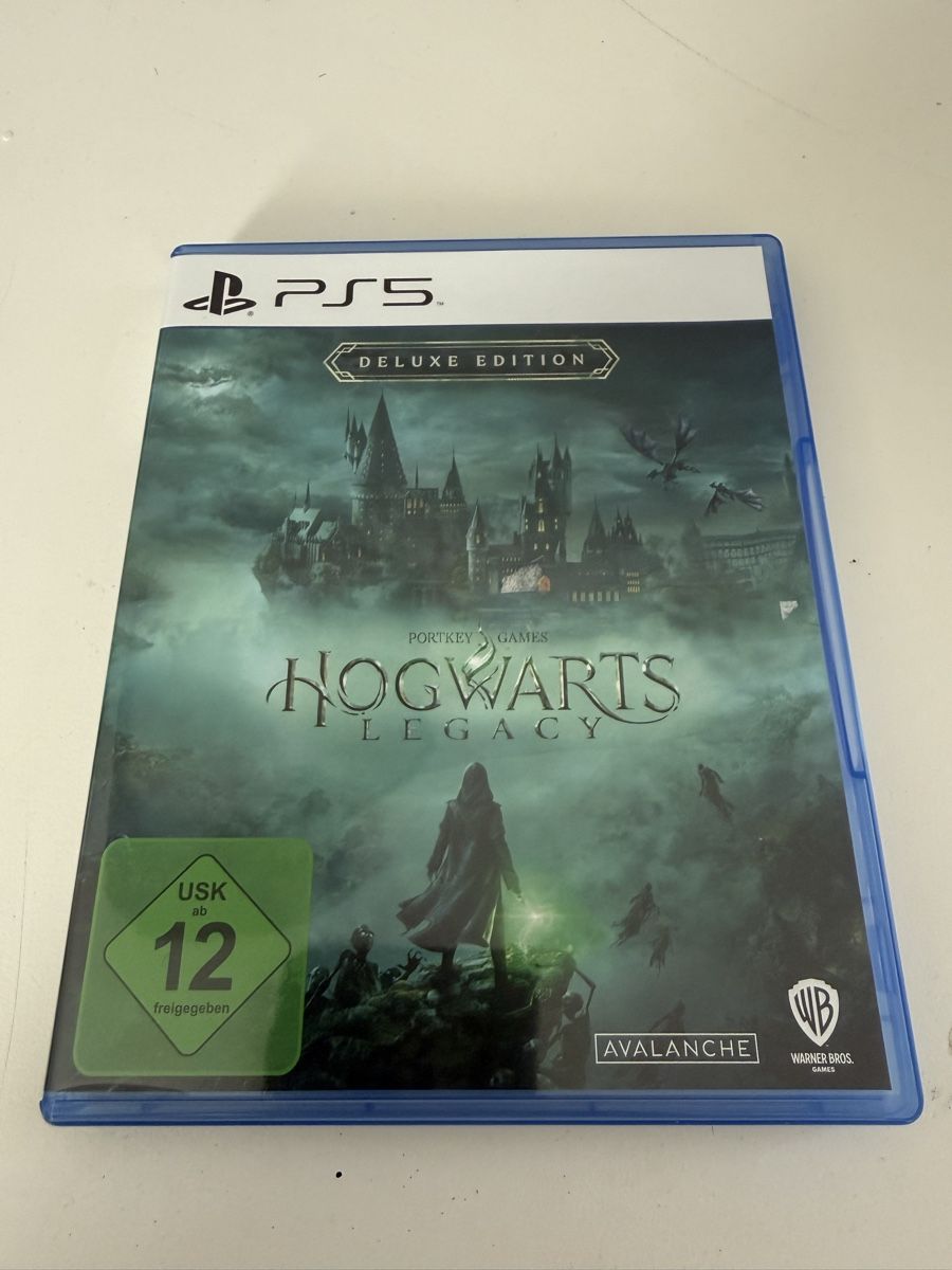 Jeux: Hogwarts Legacy Ps5 – D'occasion à Buchs ZH par Hitsch1402