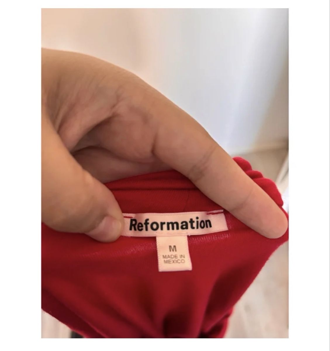 Reformation Tops: Reformation Oberteil rot  – D'occasion à burgdorf par meinsunddeins 4