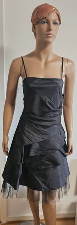 Neues schickes, kurzes, schwarzes Sommerkleid, Grösse M