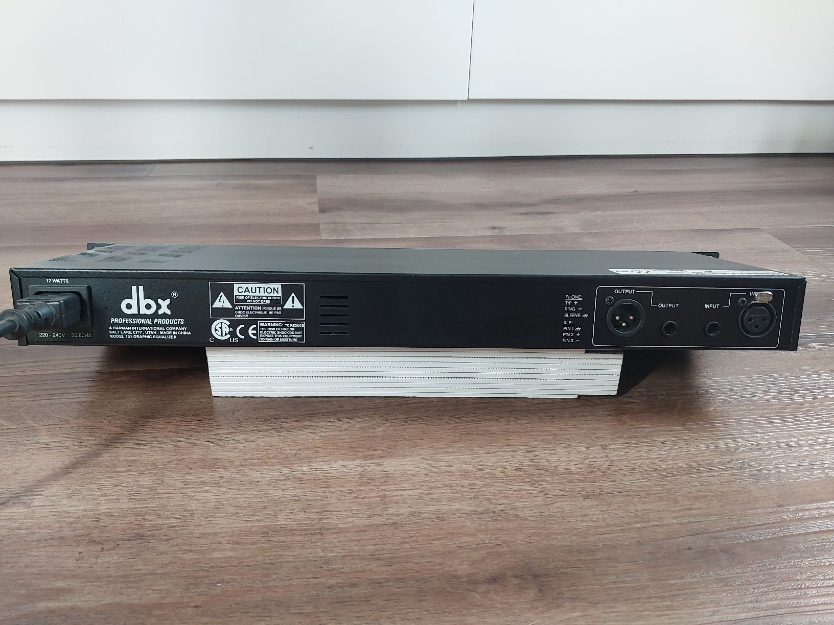 Dbx Equalizzatori: dbx 131 Graphic Equalizer – Usato da Eglisau venduto da HB9ELV 1
