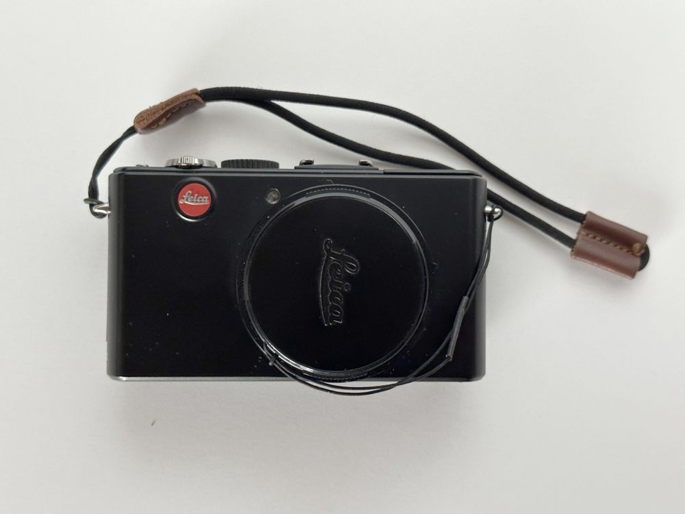 Leica D Lux 4 Titanium - Compact 10 MP - Neuf Avec Grip, étui Et Protection Cuir