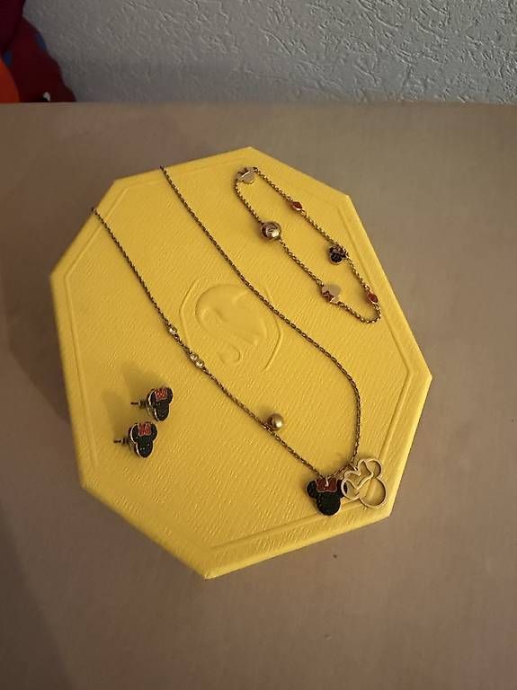 Swarovski Autres bijoux: Set Swarovski Disney – D'occasion à La Tour de Peilz par Caly21 1