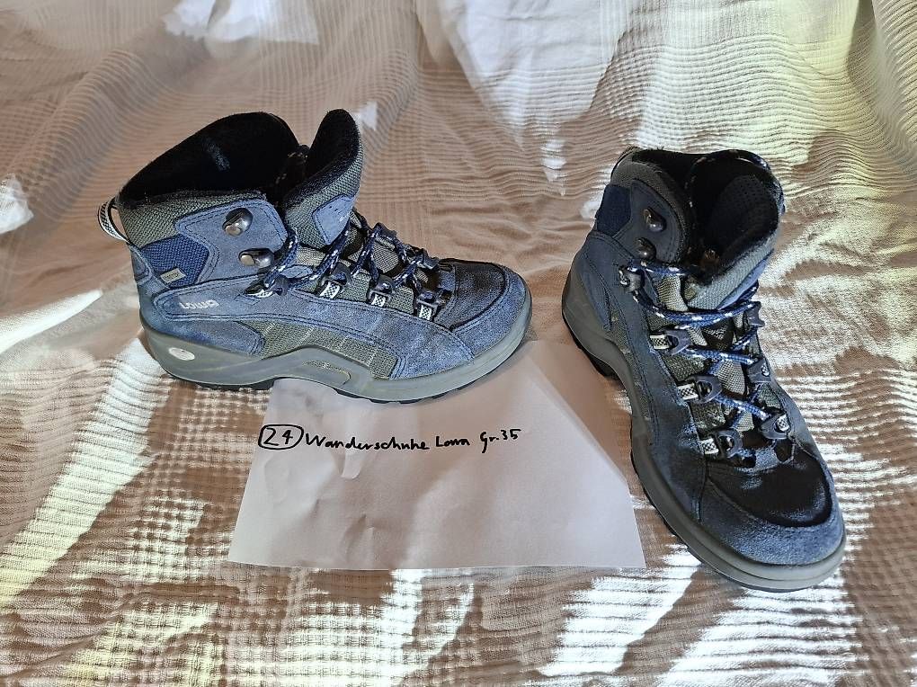 Scarpe per ragazzi: Wanderschuhe Lowa Gr.35 – Usato da Greifensee venduto da Timerons