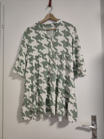 Kleid leicht locker weit salbeigrün weiss 36 38