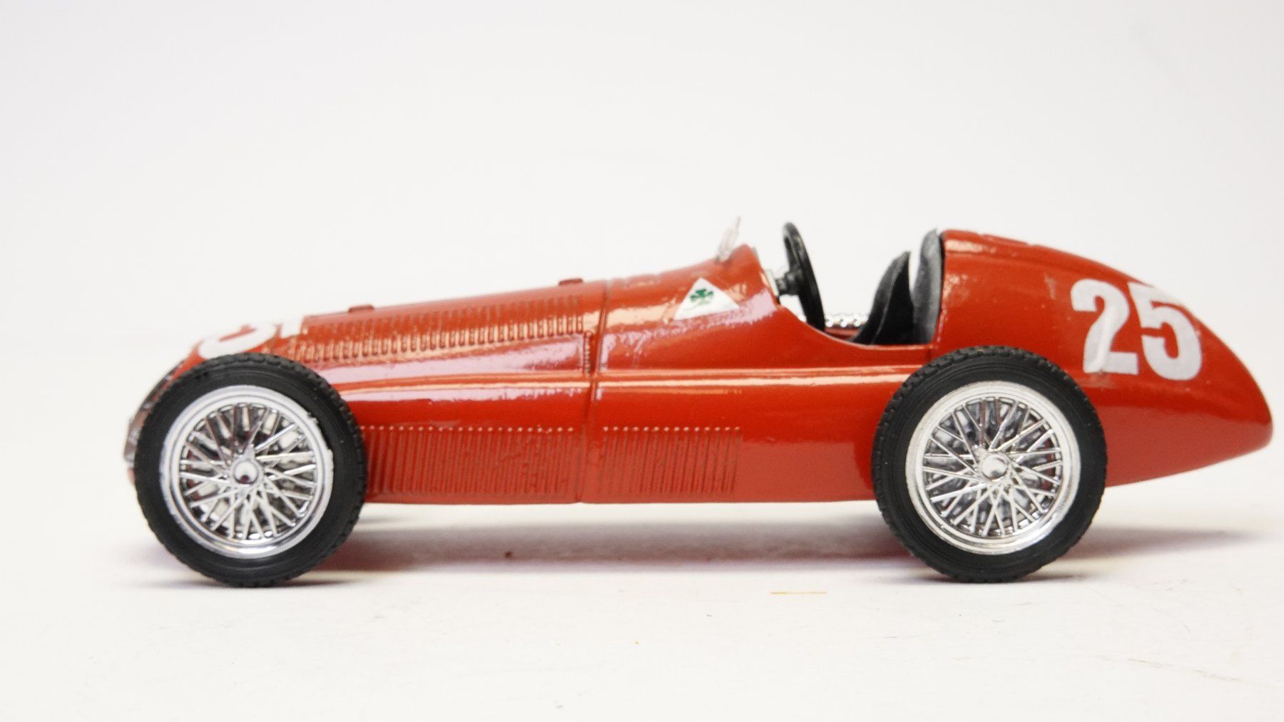 Brumm Modellini d'auto: e55 1/43 Brumm Alfa Romeo 158 #25 – Usato da Thun venduto da evinka_gmbh 1