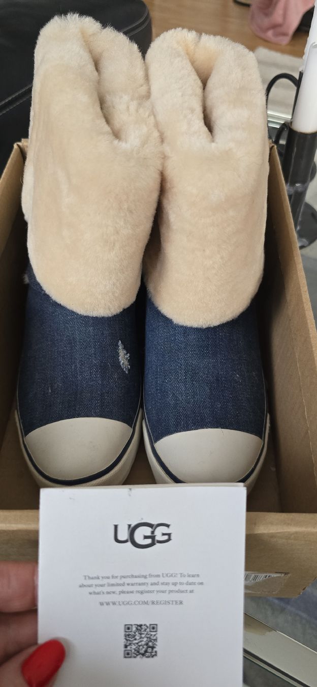 Ugg Scarpe da uomo: UGG Jeansstiefel Gr.37, neu, NP 200CHF – Nuovo (secondo la descrizione) da Baden venduto da Olie7 6