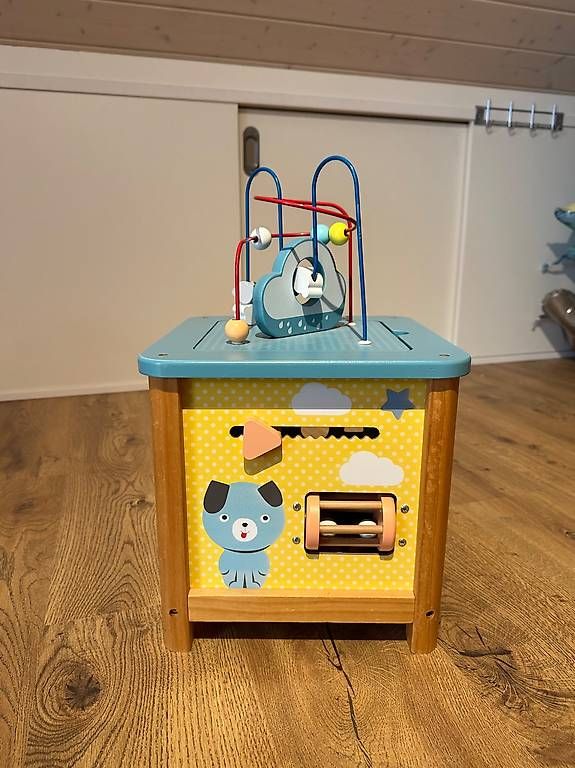 Jouets: Cube jeu vertbaudet  – D'occasion à Yens par flo214 1