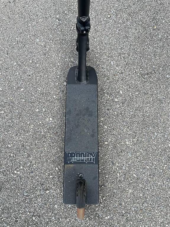 Kickboard: Monopattino da freestyle Blunt S7 – Usato da Mezzovico venduto da Luca_Bortone 2