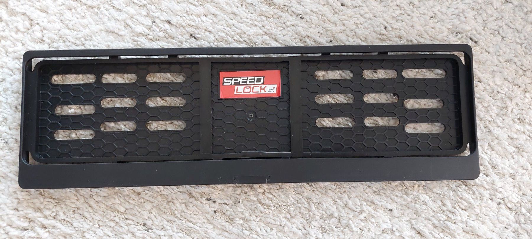 Supporti a parete: Auto-Nummernschild-Halterung (vorne) – Nuovo (secondo la descrizione) da Schaffhausen venduto da Robuco_93 2