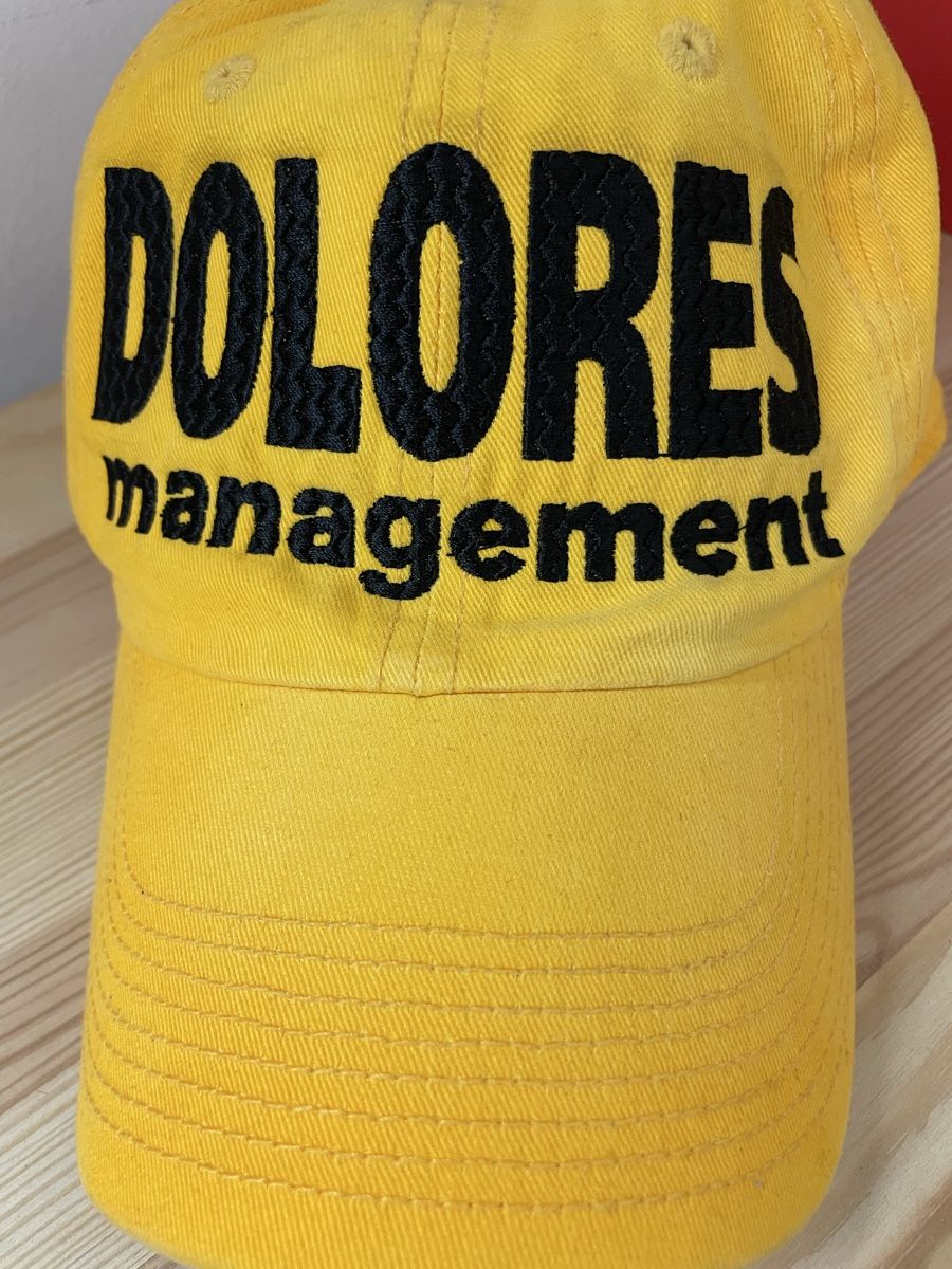 Altro in  Abbigliamento & Accessori: DOLORES MANAGEMENT BRAND NEW CAP – Nuovo e nell'imballaggio originale da Basel venduto da aharon.no1