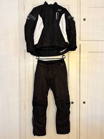Motorradbekleidung Set Damen Marke IXS  Neu & ungebraucht