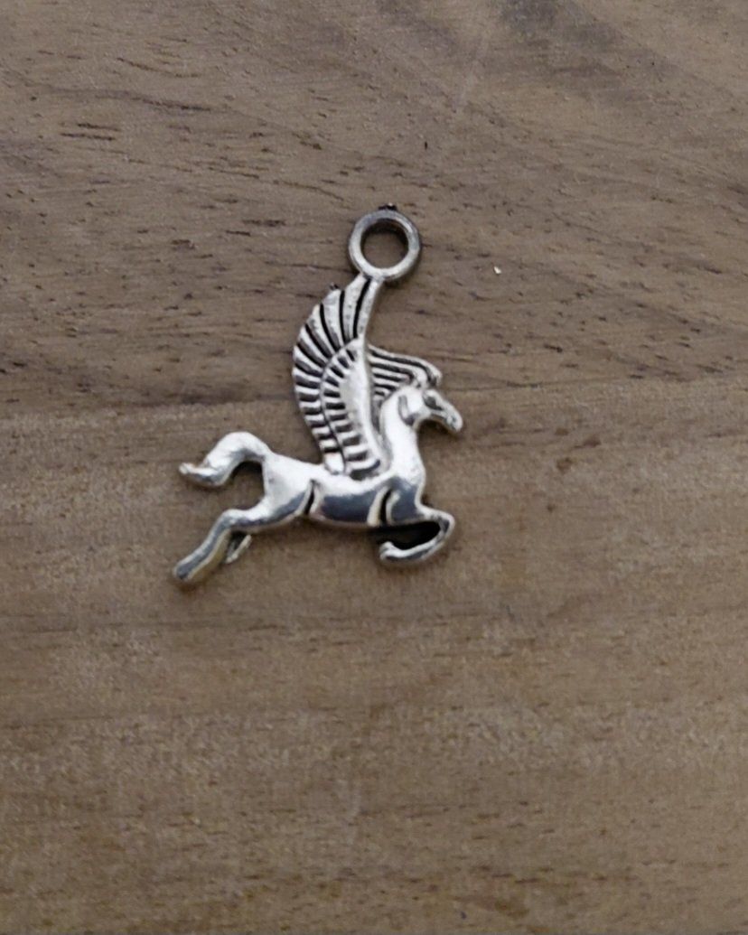 Ciondoli: Charm Anhaenger fliegendes Pferd Pegasus – Nuovo (secondo la descrizione) da Horgen venduto da zur_jq85