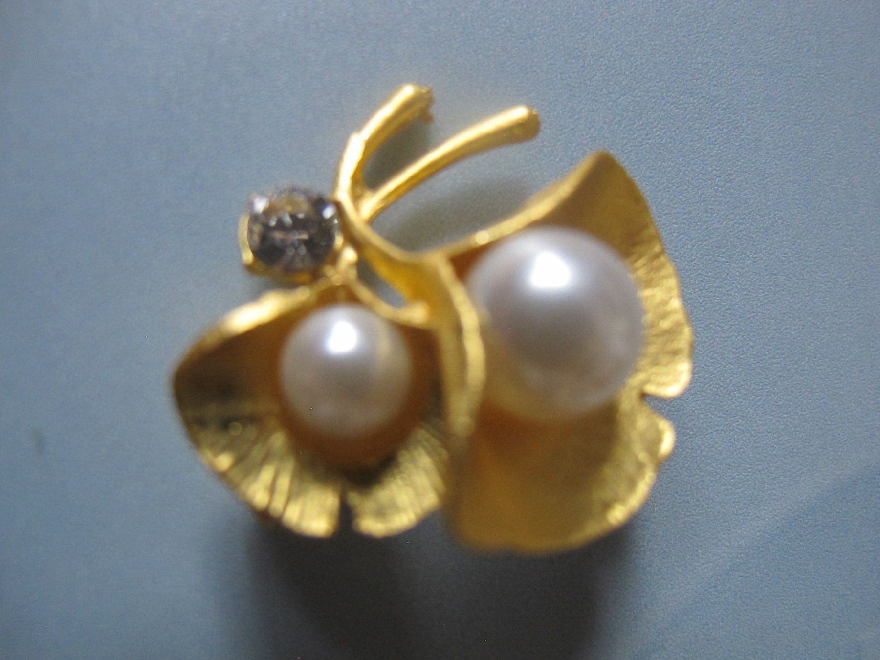 Spille & Fermagli: Elegante  Brosche mit Perlen und Strass, Goldfarben – Nuovo (secondo la descrizione) da Löhningen venduto da Chimae67 2