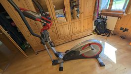Kettler Crosstrainer mit Pulsmesser