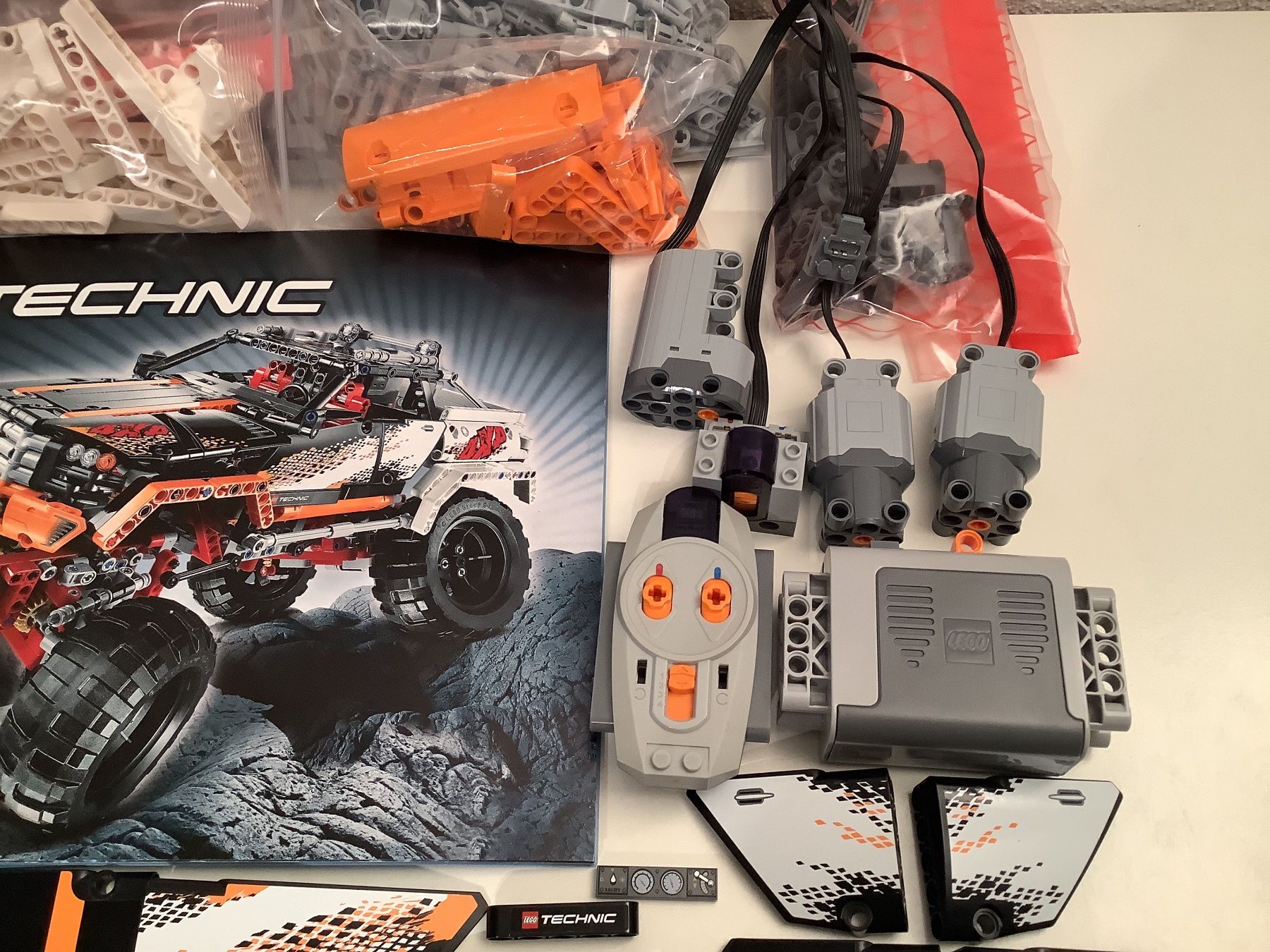Lego Giocattoli: Lego Technic 4X4 Offroader 9398 von 2012 – Usato da Willisau venduto da Keks5 1