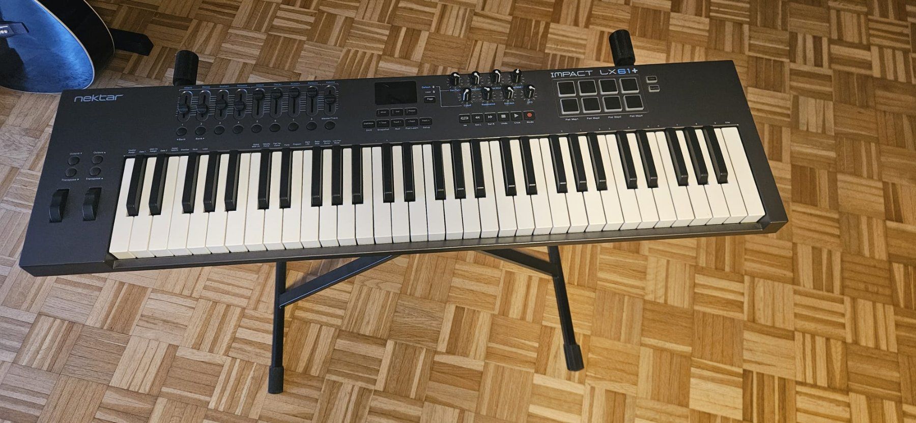 Musikinstrumente: NEKTAR LX61+ MIDI Sound Controller – Gebraucht aus Rüti ZH von WOA-Schweiz 1
