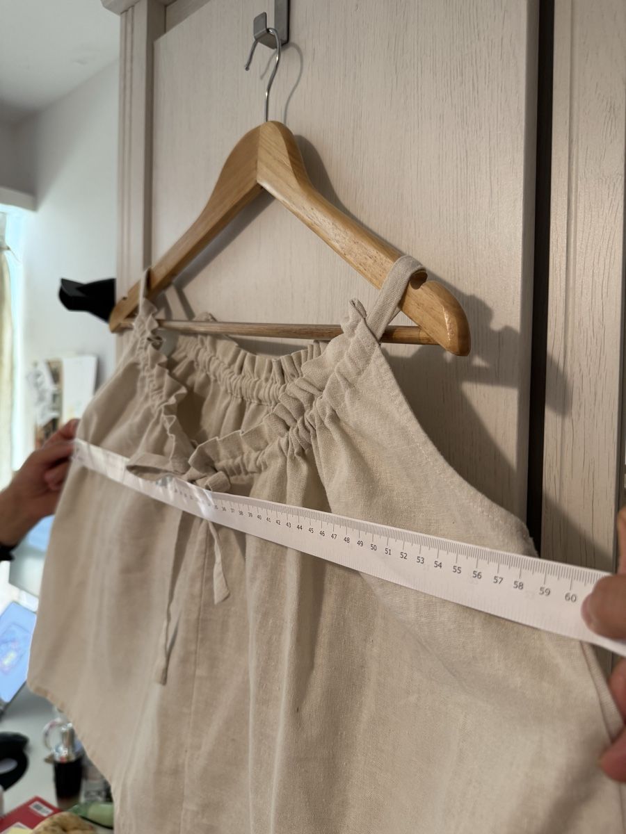 Top: Linen embroidery top – Usato da Kilchberg ZH venduto da ngt_hnw9 4