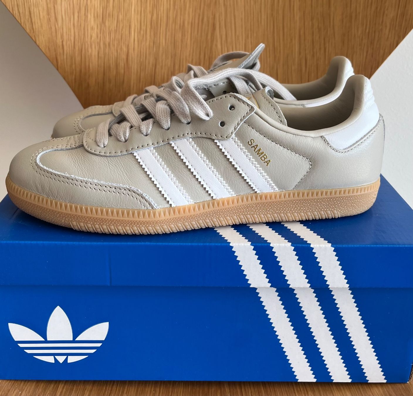 Adidas Scarpe da uomo: Samba OG Beige Cloud White Gum Grösse 38 – Usato da Zollikon venduto da Svch 1