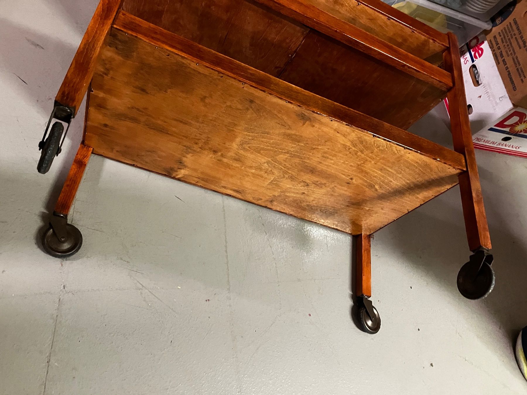 Carrelli di servizio: Servierwagen – Usato da Zürich venduto da Ideal0 5