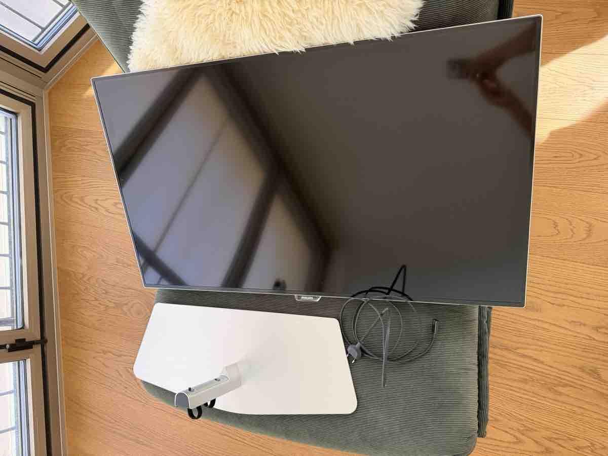 Philips Televisori: HD LED Philips Smart TV Ambilight – Usato da Zürich venduto da mico_w