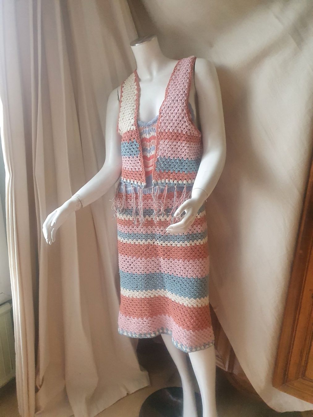 Kleider: Robe et  gilet crochet T40 – Neu und originalverpackt aus Thônex von lacomtessedesfees