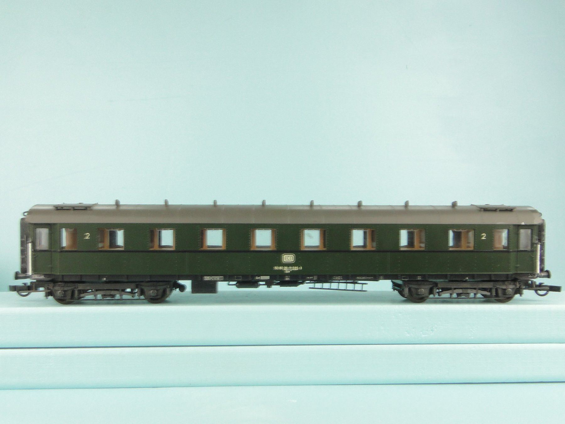Liliput Modellini di ferrovie: Liliput 843 00 DB Eilzugwagen 2 Kl. – Usato da Bülach venduto da cann11 4