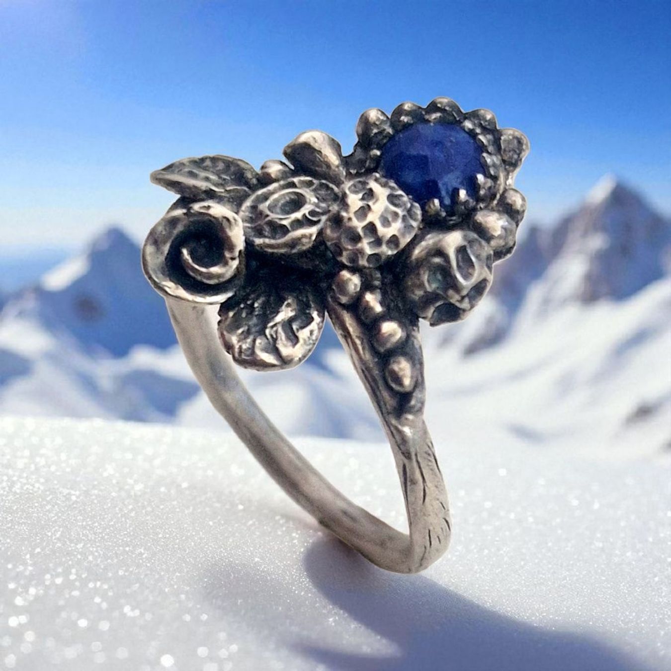 Anelli: Märchenhafter Silberring mit Lapislazuli, Grösse 61 – Nuovo e nell'imballaggio originale da Aarau venduto da Schmuckhoehle_MD 7