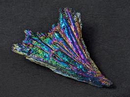 Kyanit/Disthen (Titan beschichtete) 5,3cm
