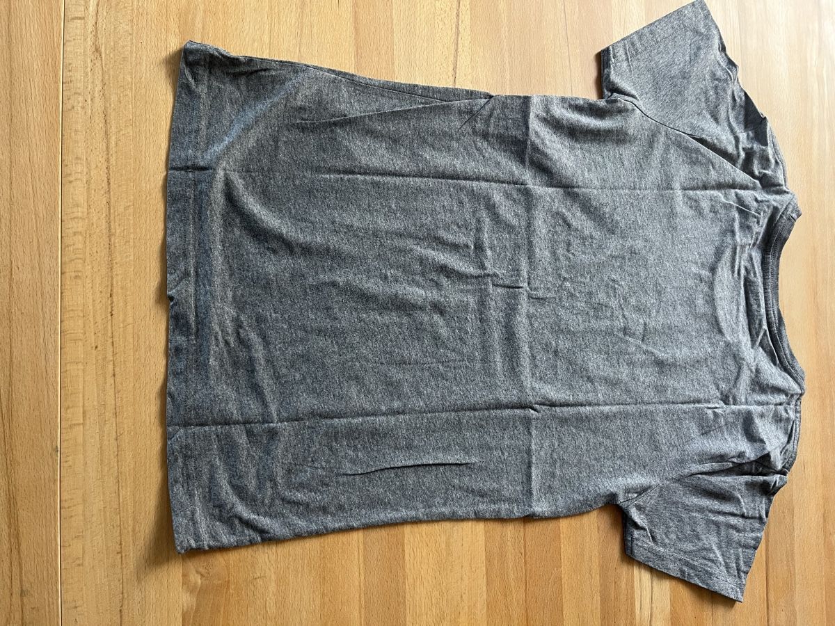 T-shirt: 4 T-Shirts – Usato da Möriken AG venduto da Tigerente12 3